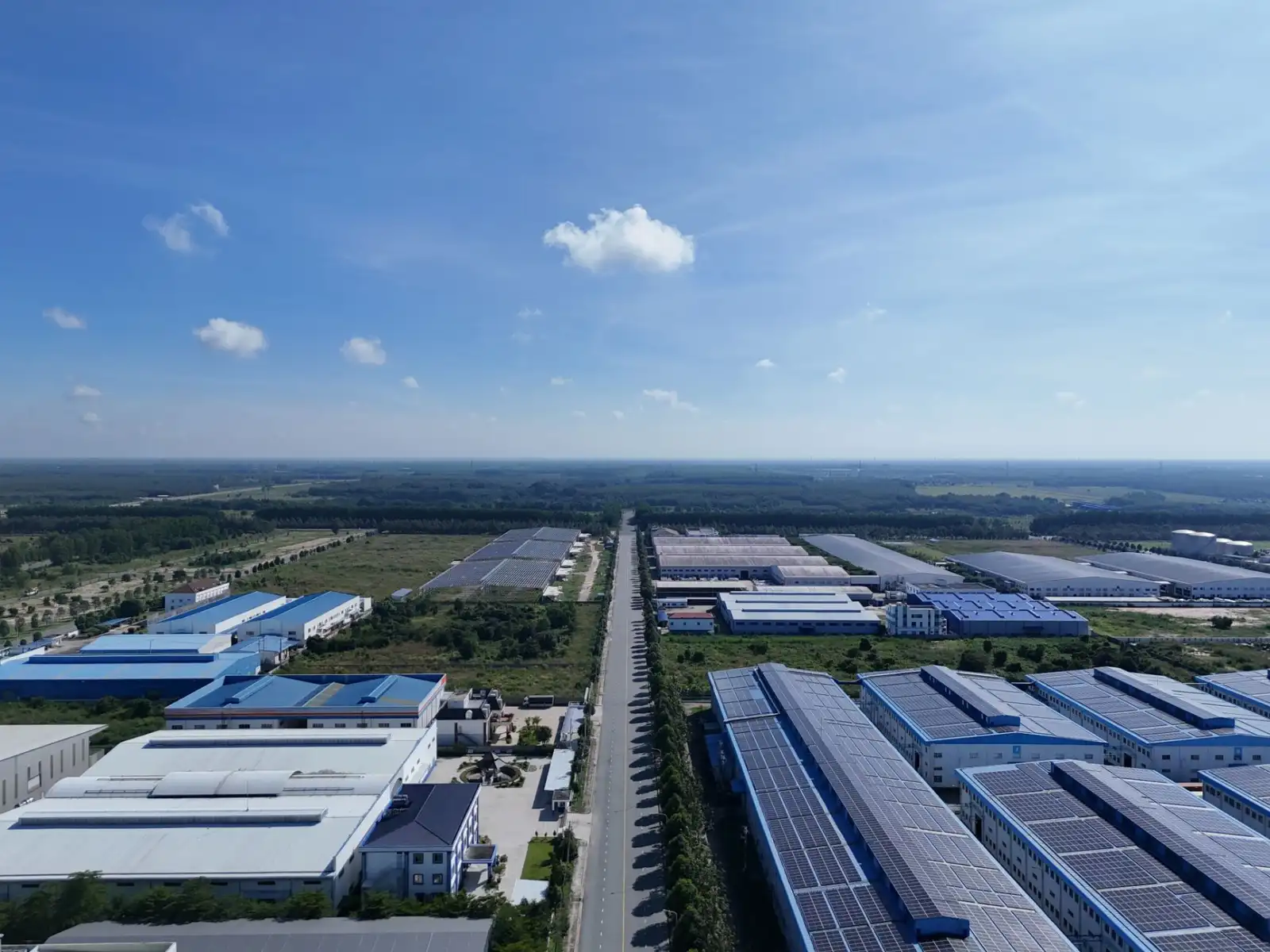 2025年产业园区招商手册设计趋势与视觉呈现要点分析正文配图 1